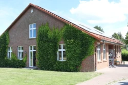 Ausstellungort - Gemeindehaus Schiphorst Ausstellungort - Gemeindehaus Schiphorst