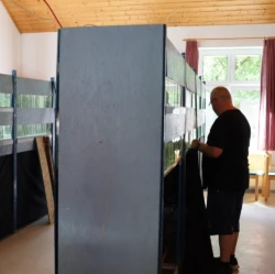 Ritschi beim Feinschliff Ritschi beim Feinschliff